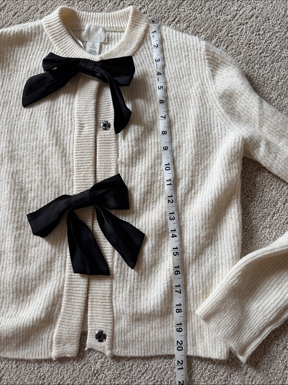 H&M Cream Knit Cardigan with Black Bow Details - Picture 3 of 3